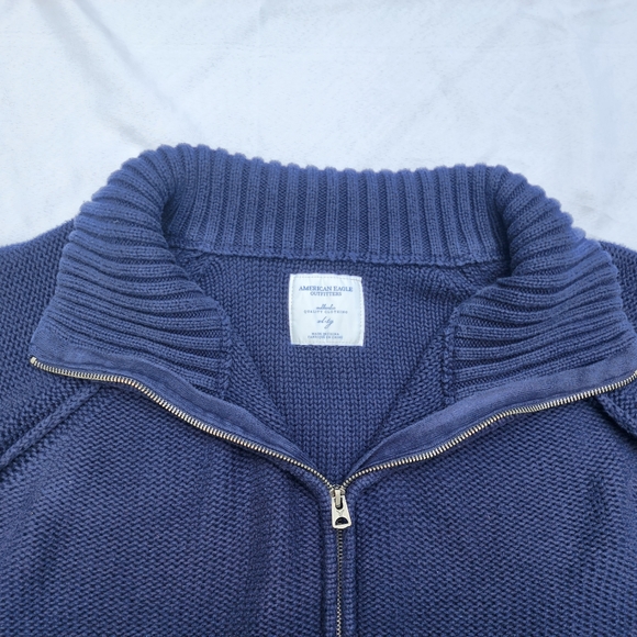 XL AE navy sweater/jacket - Picture 11 of 16